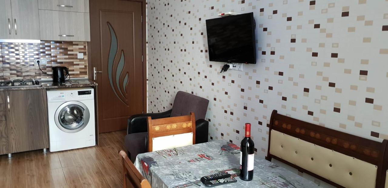 Apartment Rustaveli 59 Batumi Exterior foto